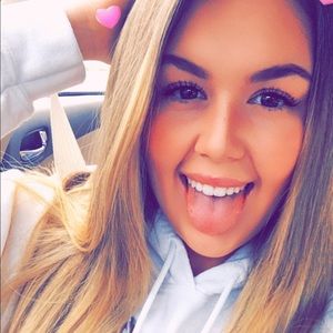 Meet your Posher, Madison